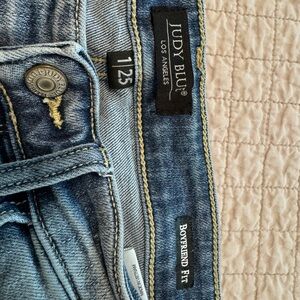 Judy Blue Boyfriend Jeans